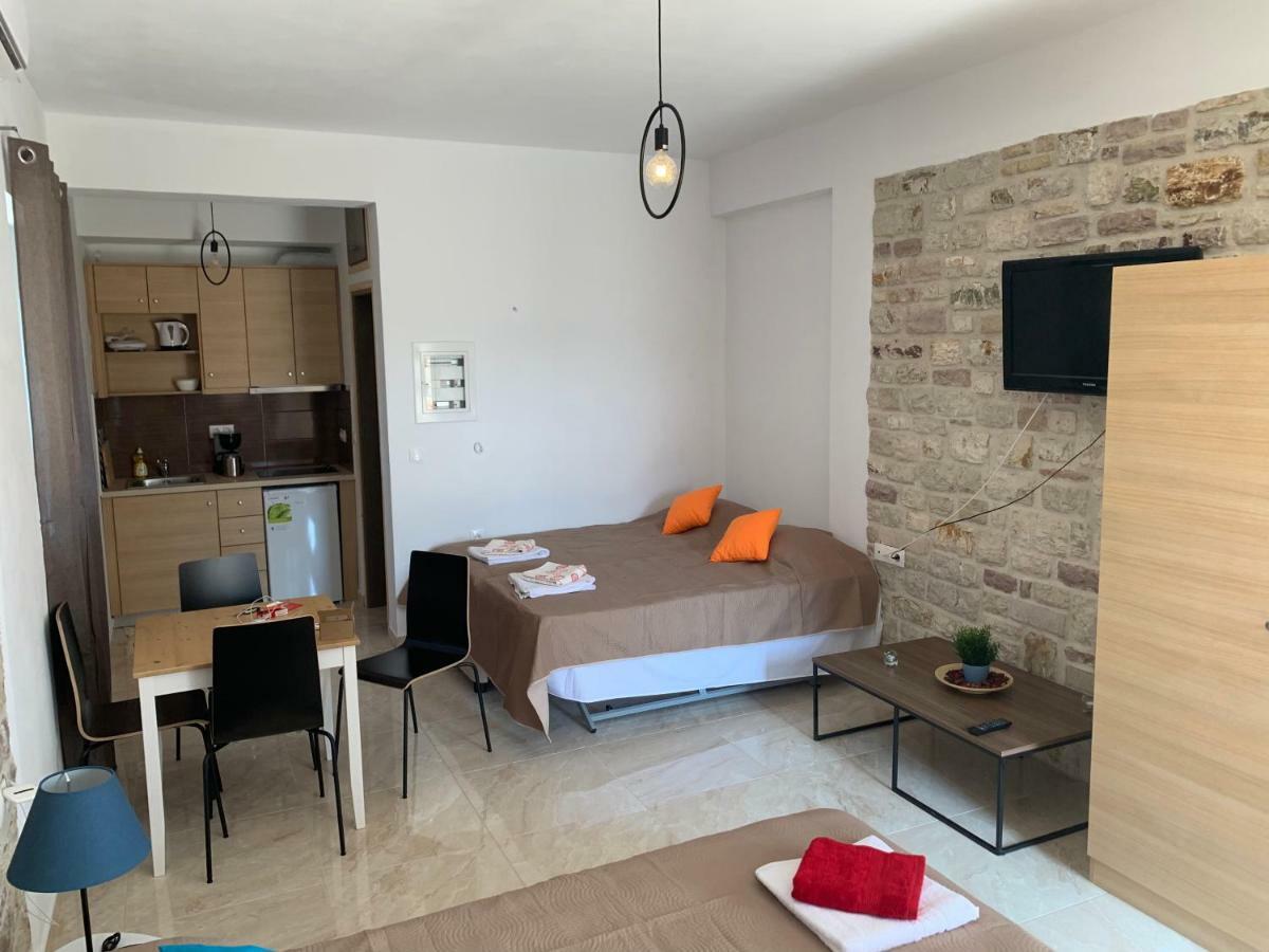 Diamond Giannopoulos Elea Apartments Kyparissía Eksteriør bilde