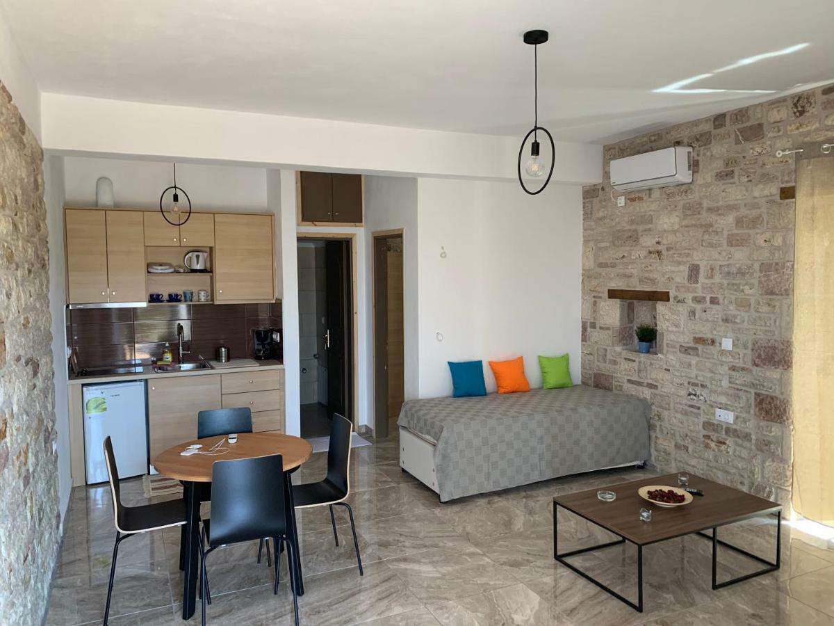 Diamond Giannopoulos Elea Apartments Kyparissía Eksteriør bilde